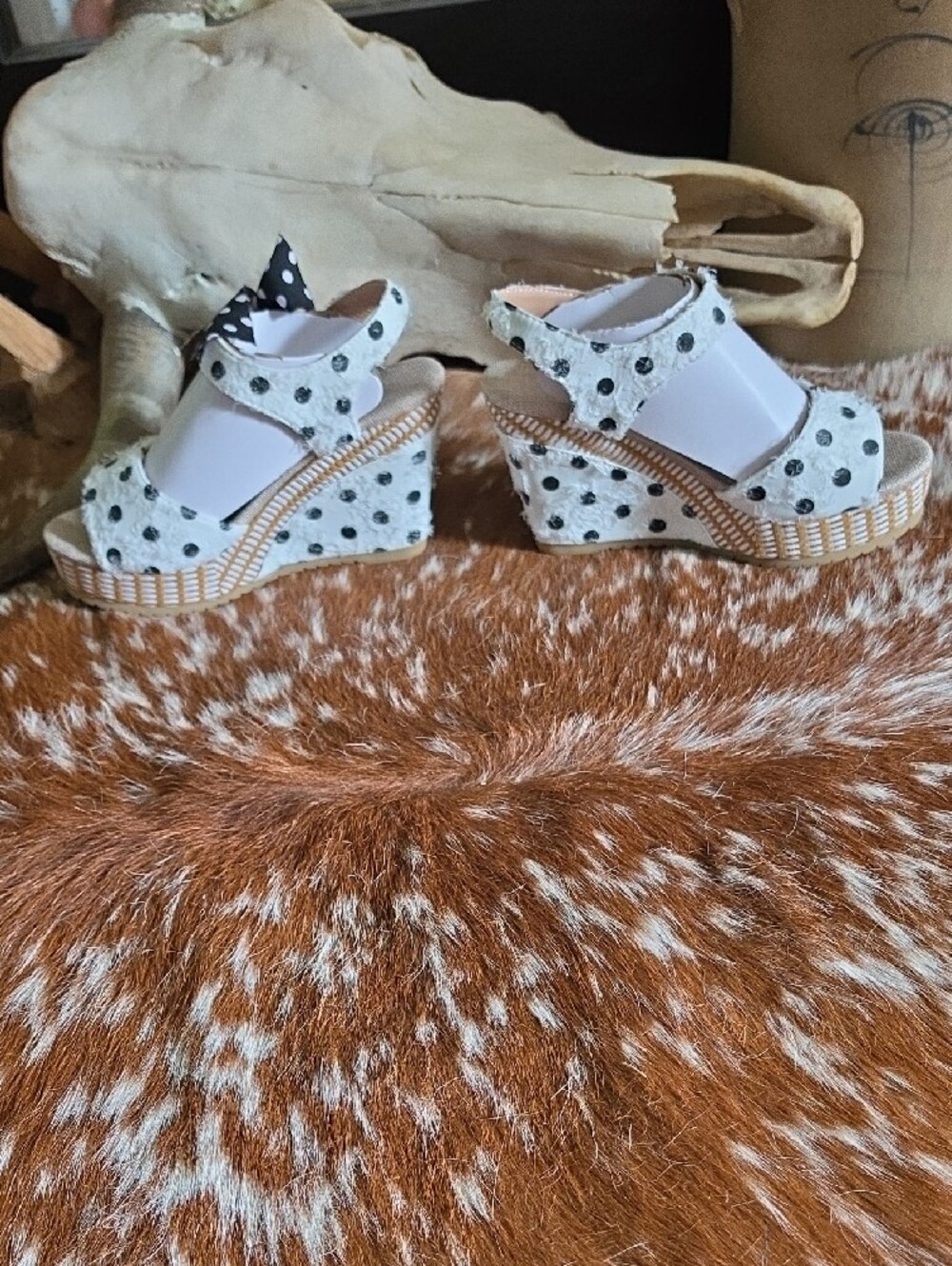 Polka Dot Platform Sandals - White/Black - Picture 3 of 4